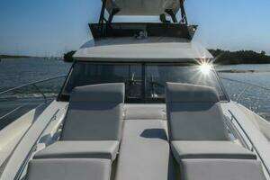 2023 Prestige 520 Flybridge thumbnail 25