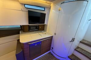 42FT (12.95M) BOSTON WHALER