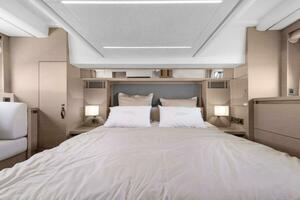 LUCKY ONE 46ft Prestige Yacht For Sale