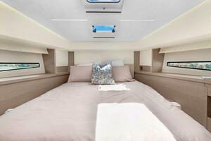 LUCKY ONE 46ft Prestige Yacht For Sale