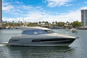 LUCKY ONE 46ft Prestige Yacht For Sale