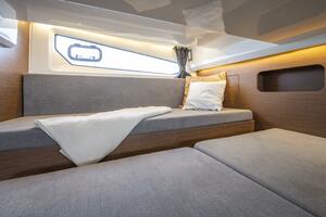 36ft Beneteau Yacht For Sale