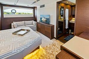 2019 63 Prestige Flybridge - RT Time - Master Stateroom