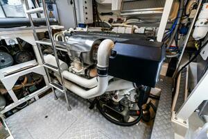 2019 63 Prestige Flybridge - RT Time - Engine Room