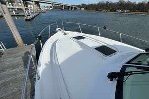 2018 Pursuit OS 385 Offshore thumbnail 14