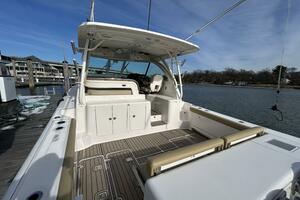 38ft Pursuit Yacht For Sale