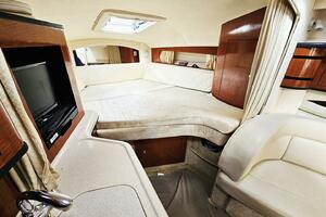 30ft Sea Ray Yacht For Sale