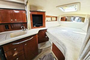 30ft Sea Ray Yacht For Sale