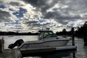 28ft Boston Whaler Yacht For Sale