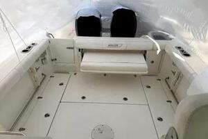 28ft Boston Whaler Yacht For Sale