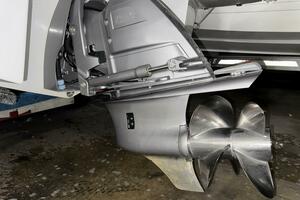 23ft Cobalt Yacht For Sale