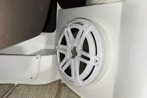 23ft Cobalt Yacht For Sale