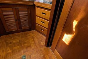 46ft Grand Banks Yacht For Sale