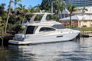 50ft Cruisers Yachts Yacht For Sale