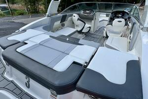 23ft Chaparral Yacht For Sale