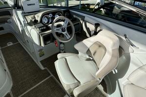 24ft Crownline Yacht For Sale