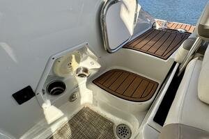 24ft Crownline Yacht For Sale