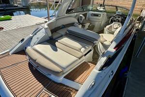 24ft Crownline Yacht For Sale