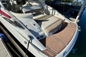 24ft Crownline Yacht For Sale