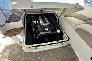24ft Crownline Yacht For Sale