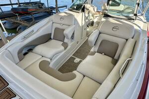 24ft Crownline Yacht For Sale