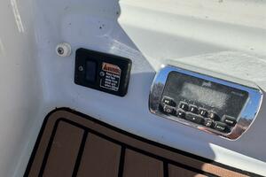 24ft Crownline Yacht For Sale