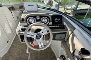 24ft Crownline Yacht For Sale