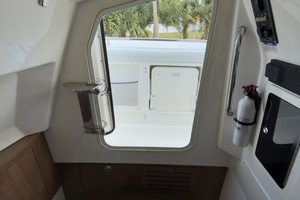 Boomer 35ft Boston Whaler Yacht For Sale