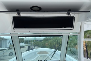 Boomer 35ft Boston Whaler Yacht For Sale