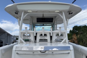 Boomer 35ft Boston Whaler Yacht For Sale