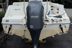 21ft Robalo Yacht For Sale