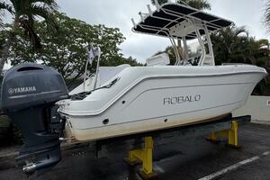 21ft Robalo Yacht For Sale
