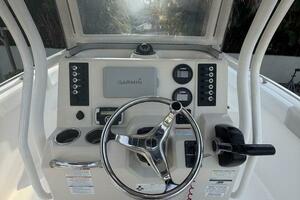 21ft Robalo Yacht For Sale