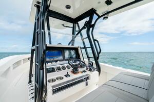 32ft SeaVee Yacht For Sale