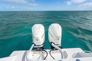 32ft SeaVee Yacht For Sale