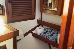 Scotch Bonnet 42ft Bluewater Yachts Yacht For Sale