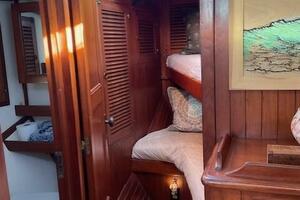 Scotch Bonnet 42ft Bluewater Yachts Yacht For Sale