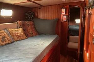 Scotch Bonnet 42ft Bluewater Yachts Yacht For Sale