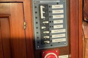 Scotch Bonnet 42ft Bluewater Yachts Yacht For Sale