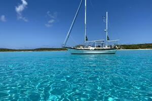 Scotch Bonnet 42ft Bluewater Yachts Yacht For Sale