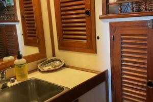 Scotch Bonnet 42ft Bluewater Yachts Yacht For Sale