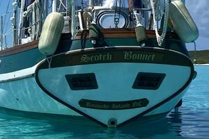 Scotch Bonnet 42ft Bluewater Yachts Yacht For Sale