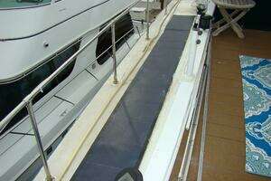 1991 Custom Trawler thumbnail 13