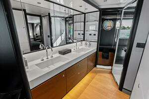 2025 Absolute 75 Navetta thumbnail 27