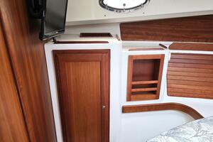 32ft Back Cove Yacht For Sale