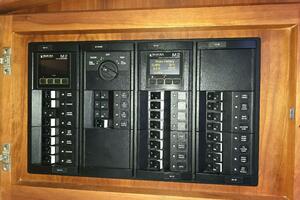 32ft Back Cove Yacht For Sale