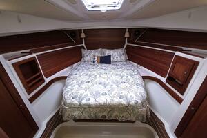 32ft Back Cove Yacht For Sale