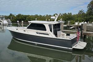37ft Back Cove Yacht For Sale