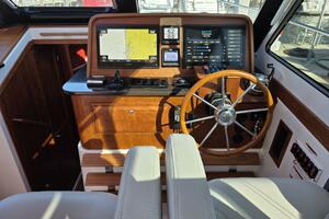 37FT (11.28M) BACK COVE