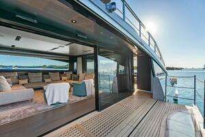 2023 Pershing GTX Motoryacht thumbnail 58